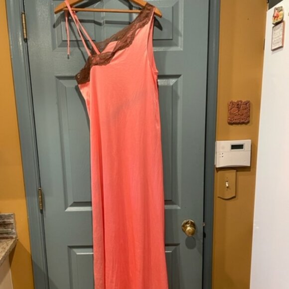 Sheer Madness circa 70s coral and lace gown S, never worn - Picture 2 of 3